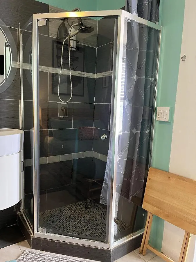 Apartmán Studio With Modern Amenities, Walk-In Shower, Jacuzzi, Beach, And Pool, (Adults Only)